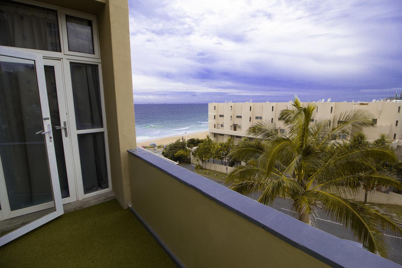 901 Umdloti Beach Resort Bagian luar foto